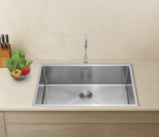 Hindware Handmade Kitchen Sink 518720 (18x16x9 in)
